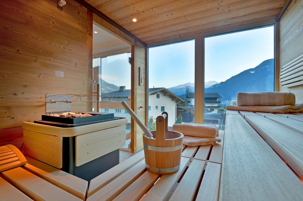 Das Sonnleiten Ski- Und Motorradhotel Bruck Im Zillertal Bruck am Ziller Bagian luar foto