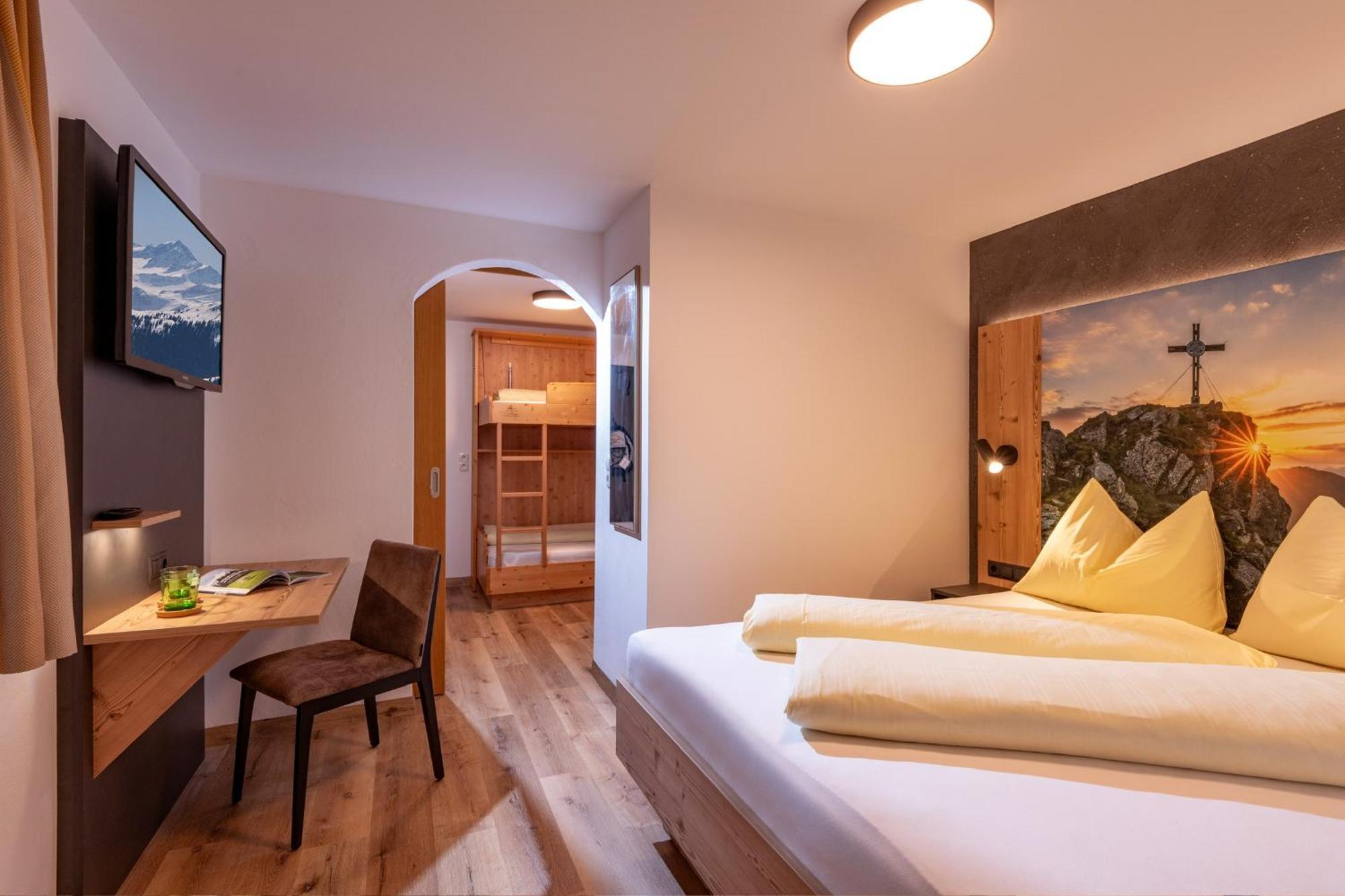 Das Sonnleiten Ski- Und Motorradhotel Bruck Im Zillertal Bruck am Ziller Bagian luar foto