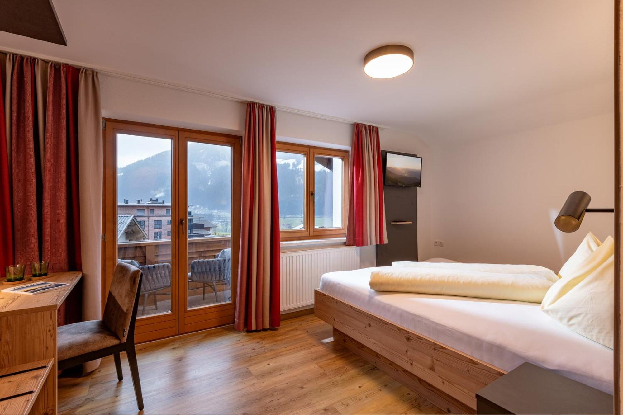 Das Sonnleiten Ski- Und Motorradhotel Bruck Im Zillertal Bruck am Ziller Bagian luar foto